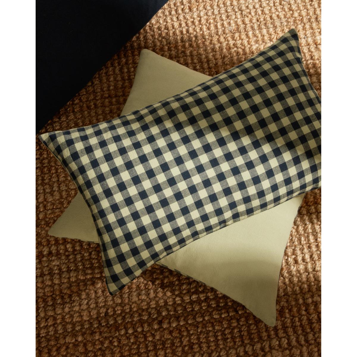 Yanil cushion cover 100% cotton green and blue squares 30 x 50 cm – image 2