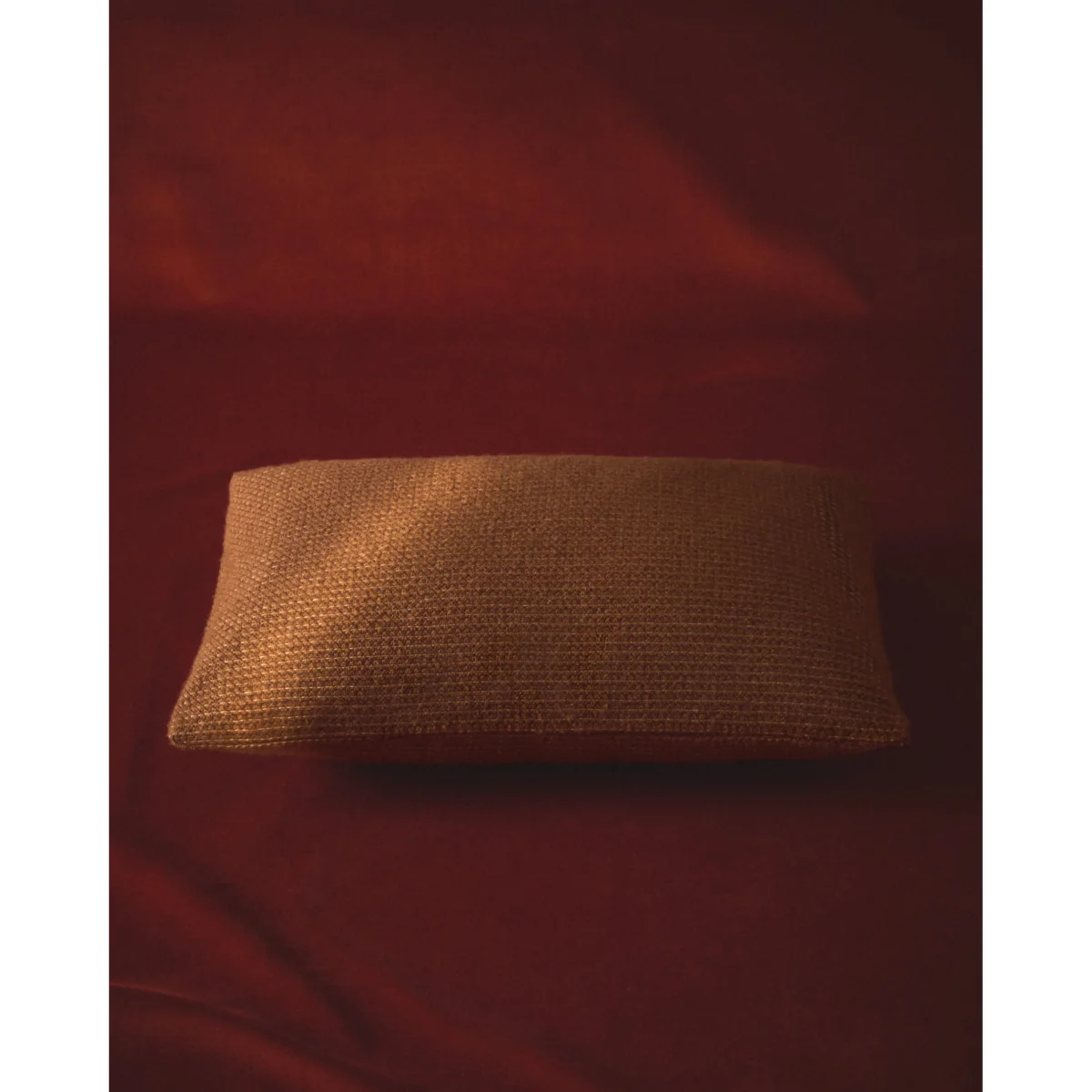 Elira wool and cotton cushion cover in orange 40 x 60 cm – image 2
