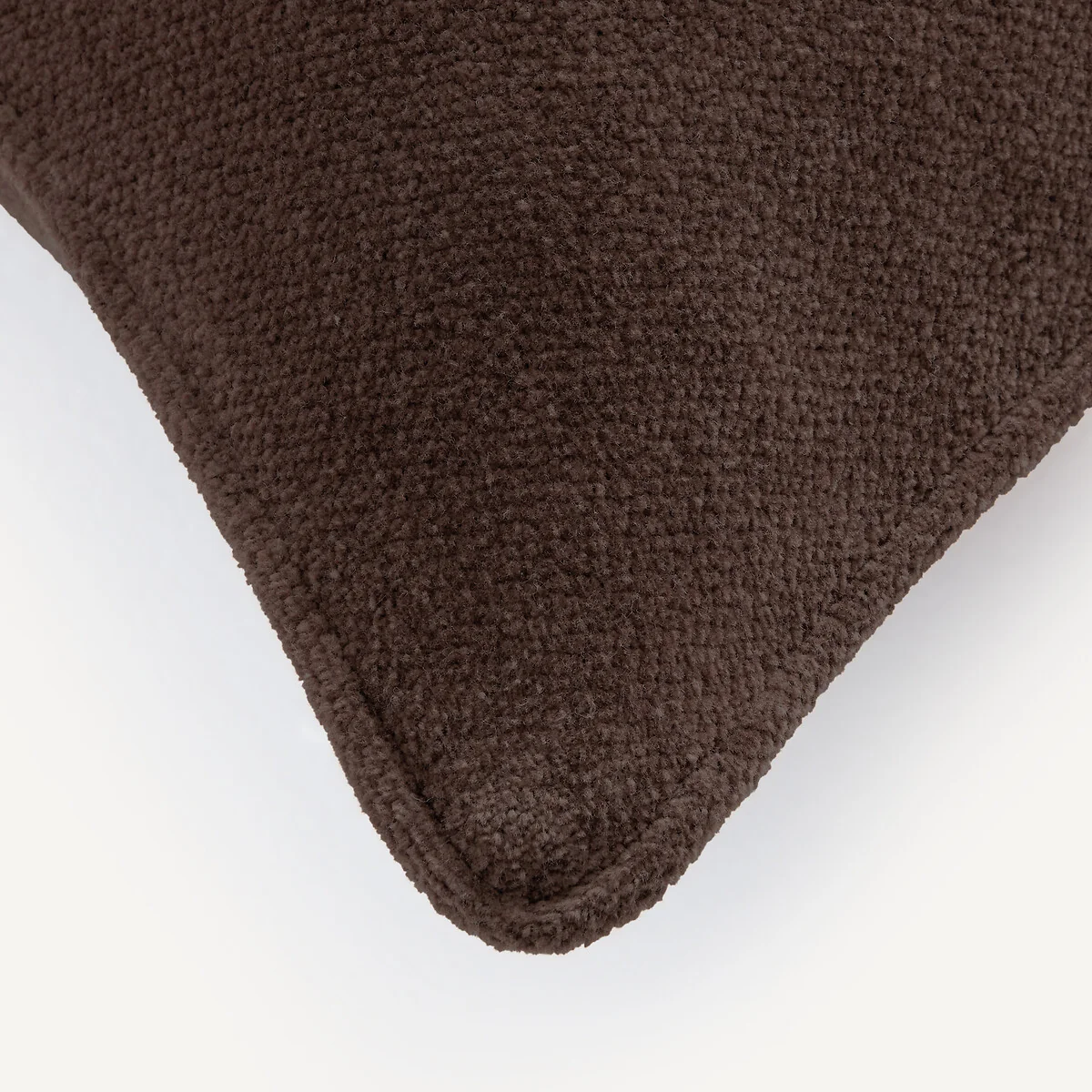 Albon Cushion Cover in Chenille Velour – image 3