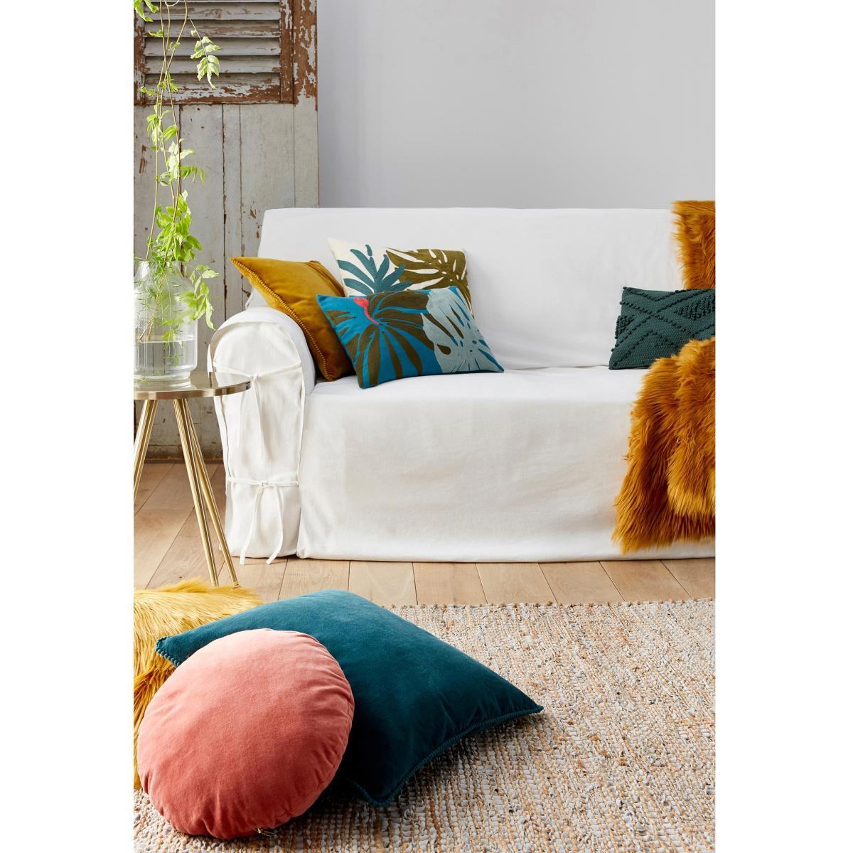 Brazilia Embroidered Cushion Cover – image 4