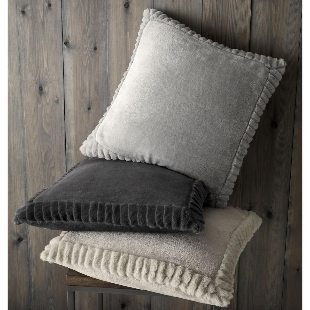 Velvet And Faux Fur Cushion – image 2