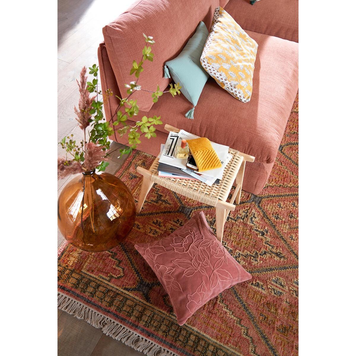 Nopa Velvet Cushion Cover – image 3