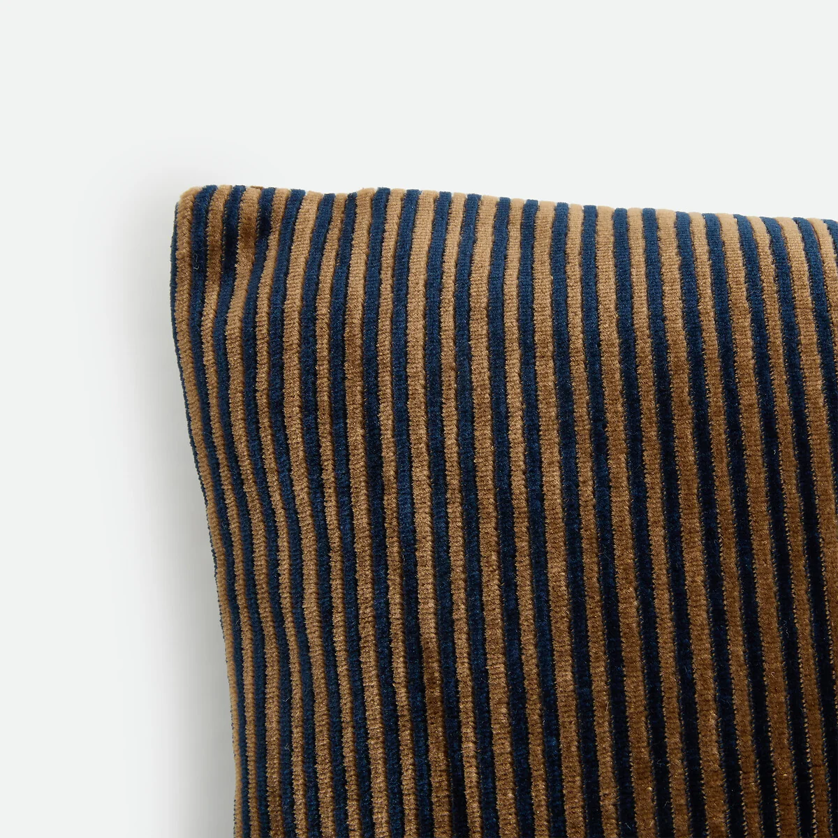Manoki Striped Velvet Rectangular Cushion Cover – image 2