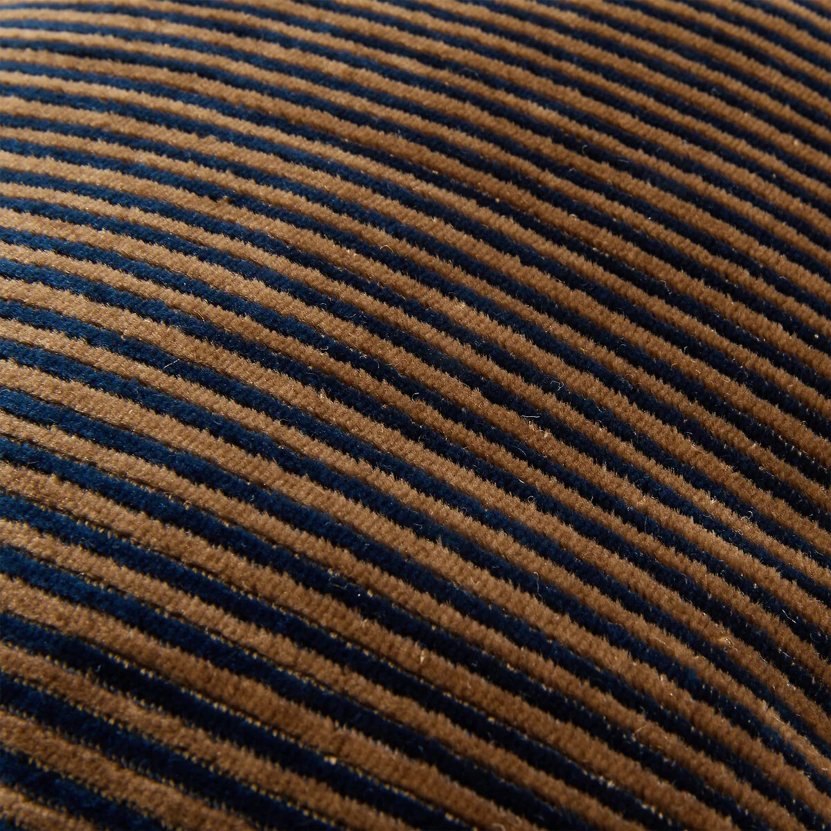 Manoki Striped Velvet Rectangular Cushion Cover – image 3