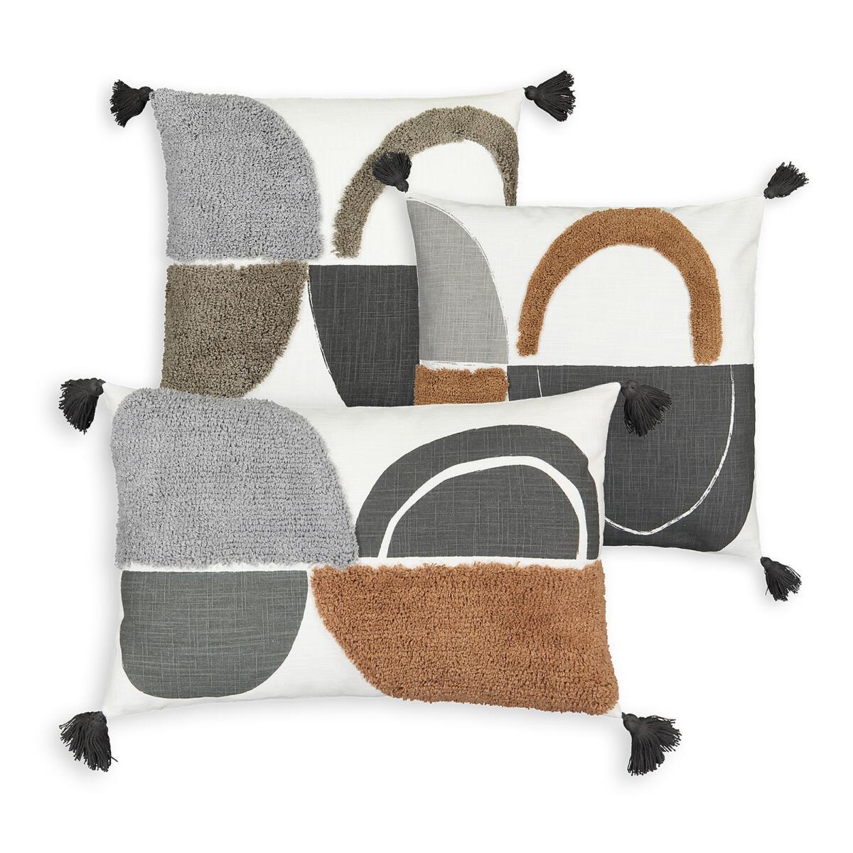 Comoe Graphic Tufted Tassel Rectangular Cotton Cushion Cover – image 3