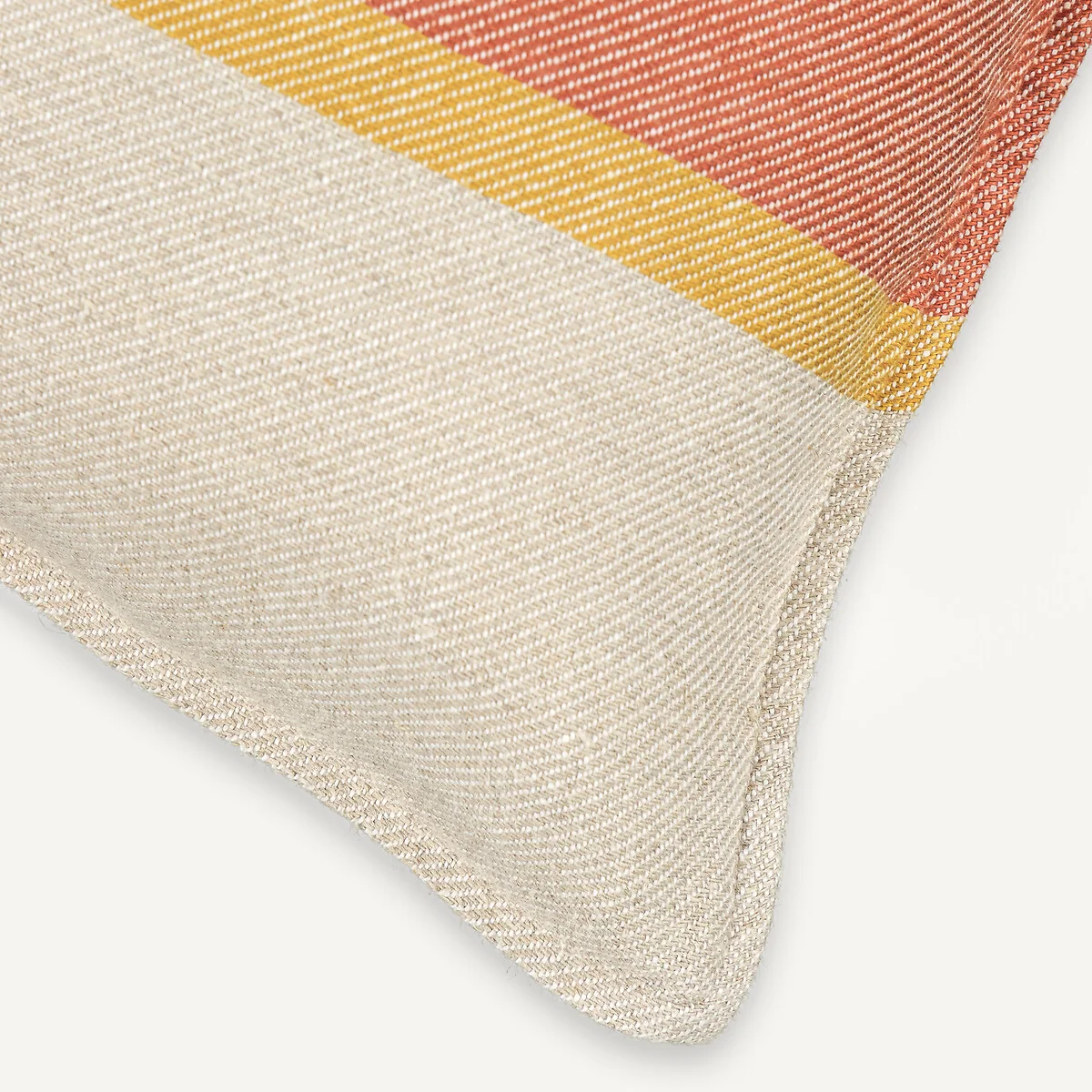 Cirrus Cushion Cover in Thick Linen – image 3