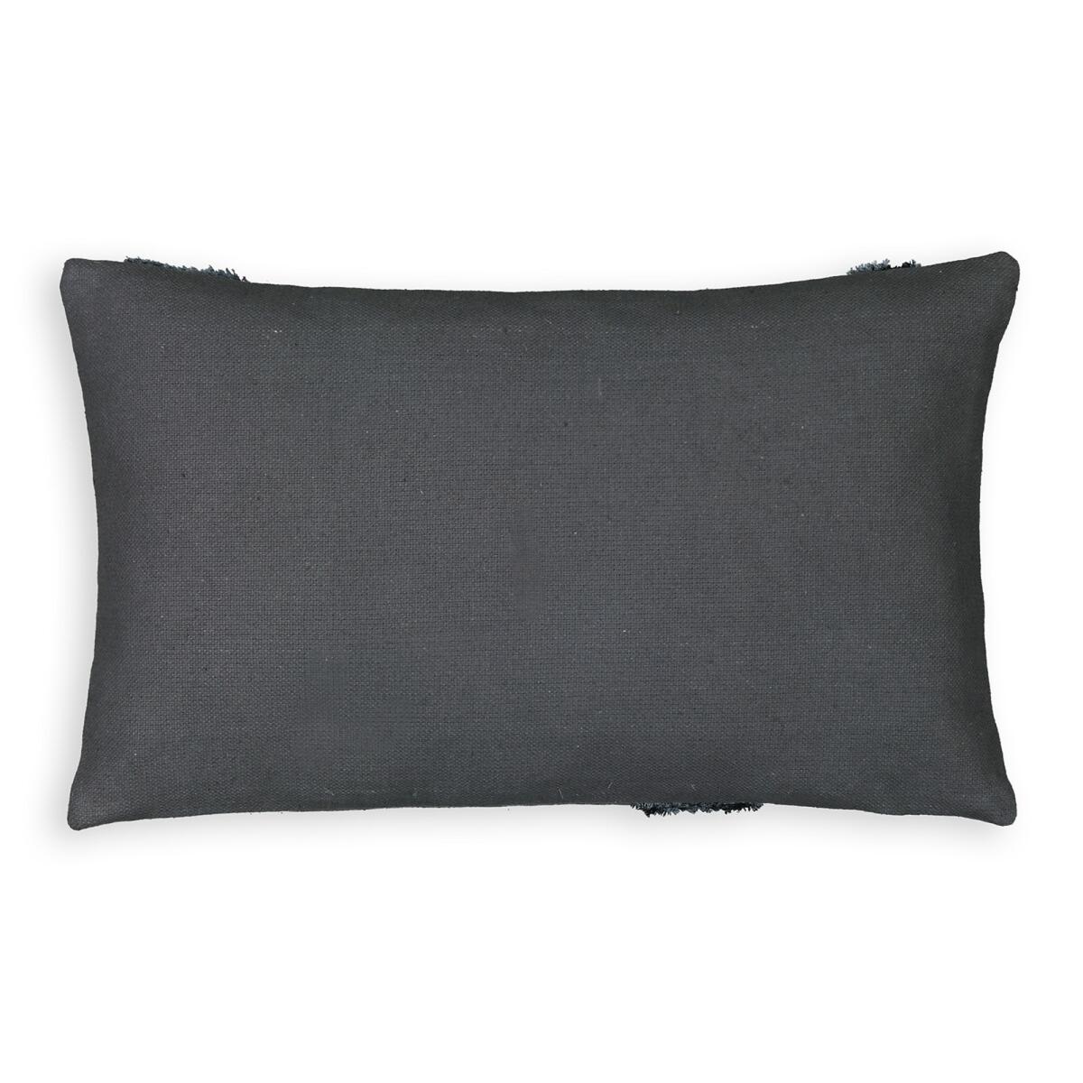 Lund Graphic Tufted Rectangular Cushion Cover – image 2