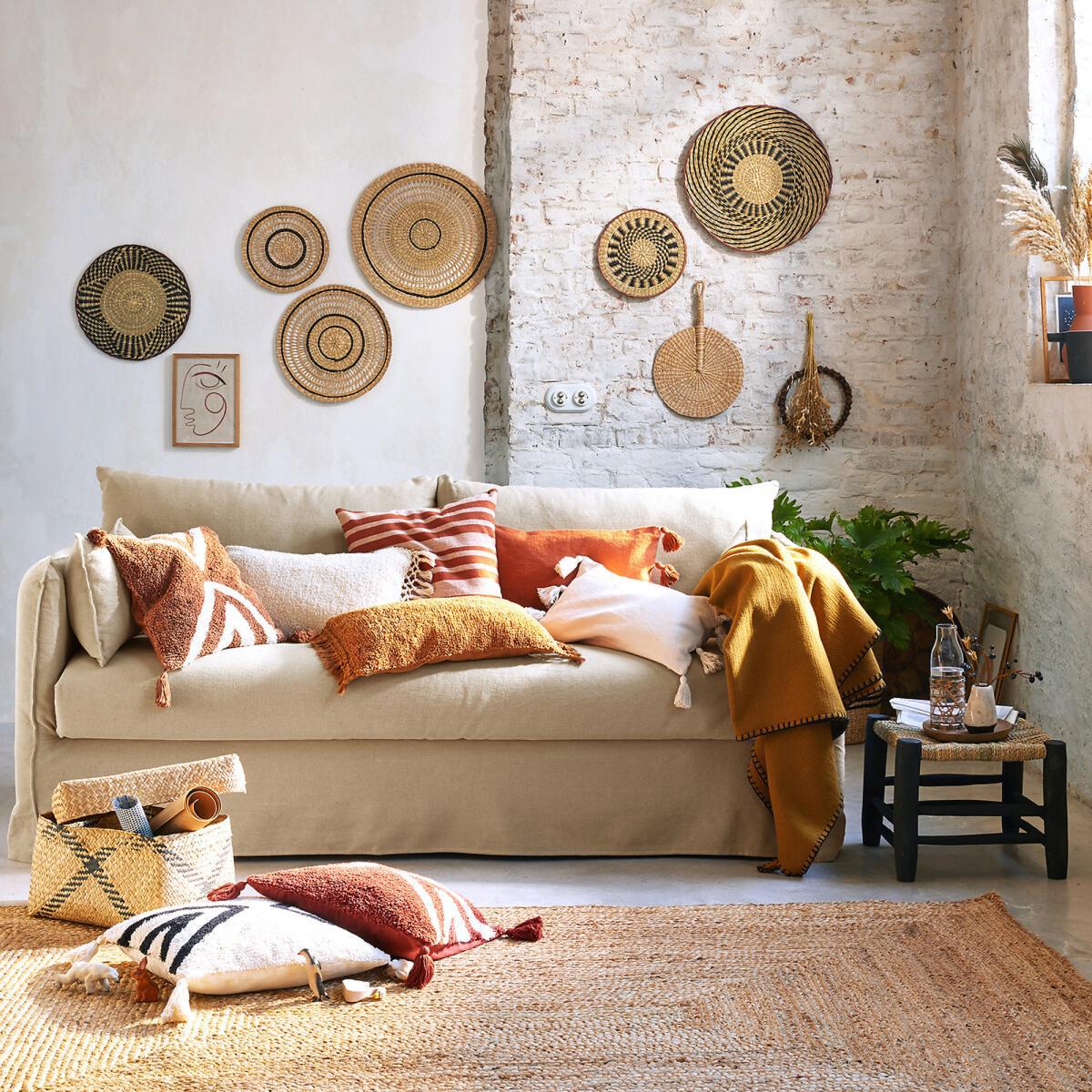 Negara Square Cushion Cover – image 4