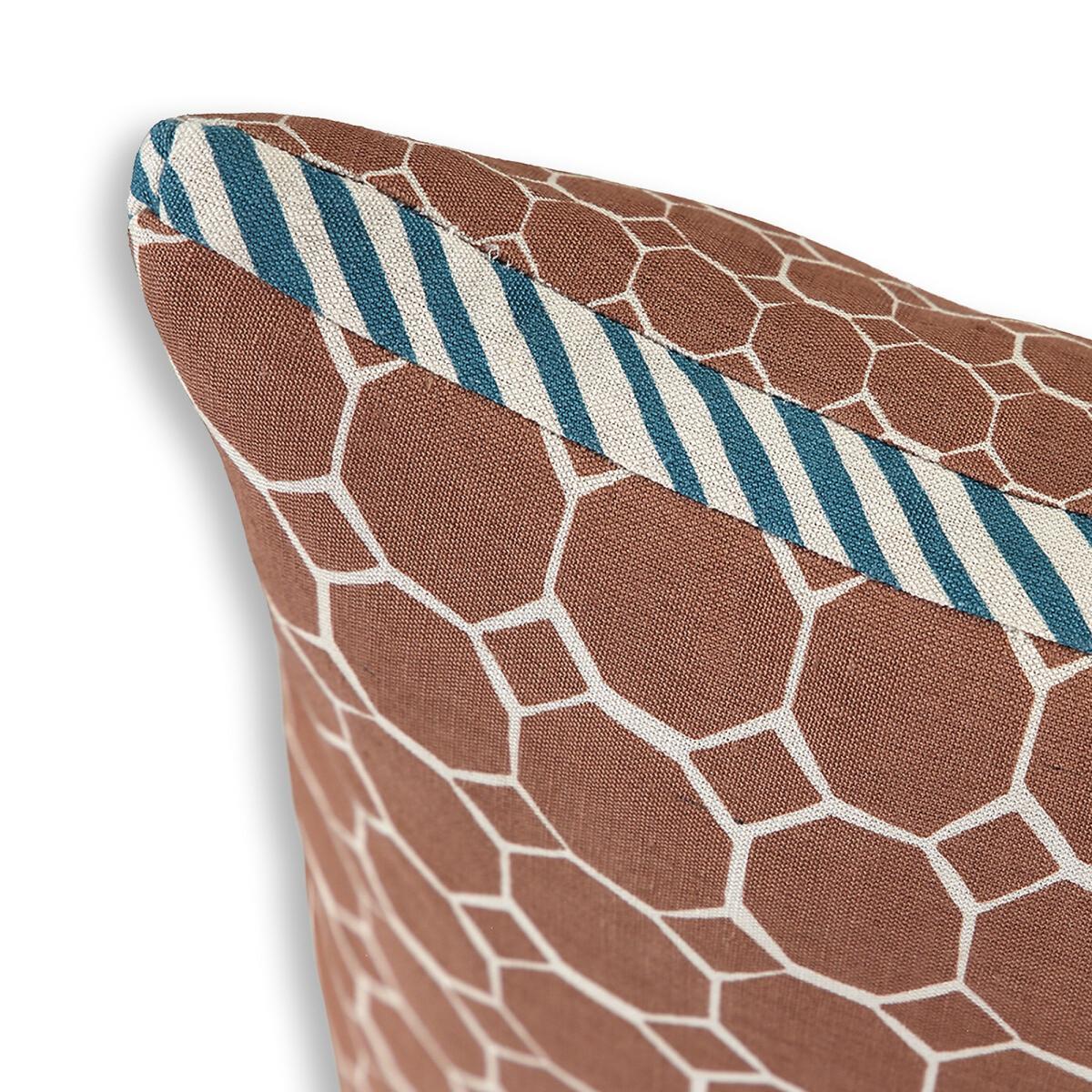 Lalo Cushion Cover – image 3