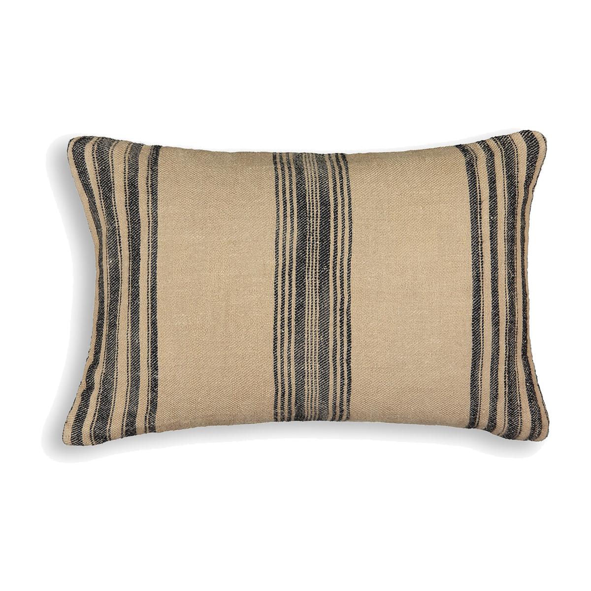 Belaga Rectangular Cotton / Linen Cushion Cover – image 1