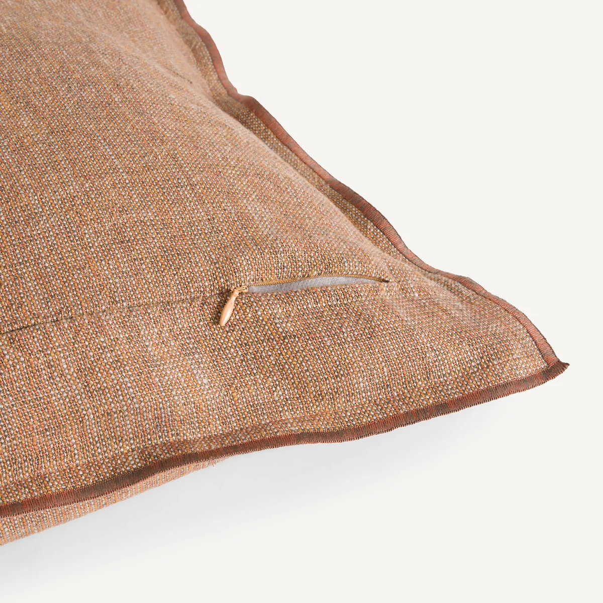 Missia Cushion Cover in Dyed Woven and Linen – image 5