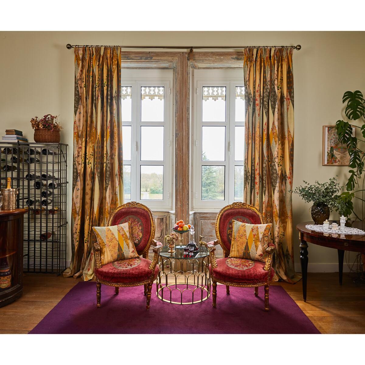 Wallpaper Museum Print Filled Cushion 43x43cm – image 4