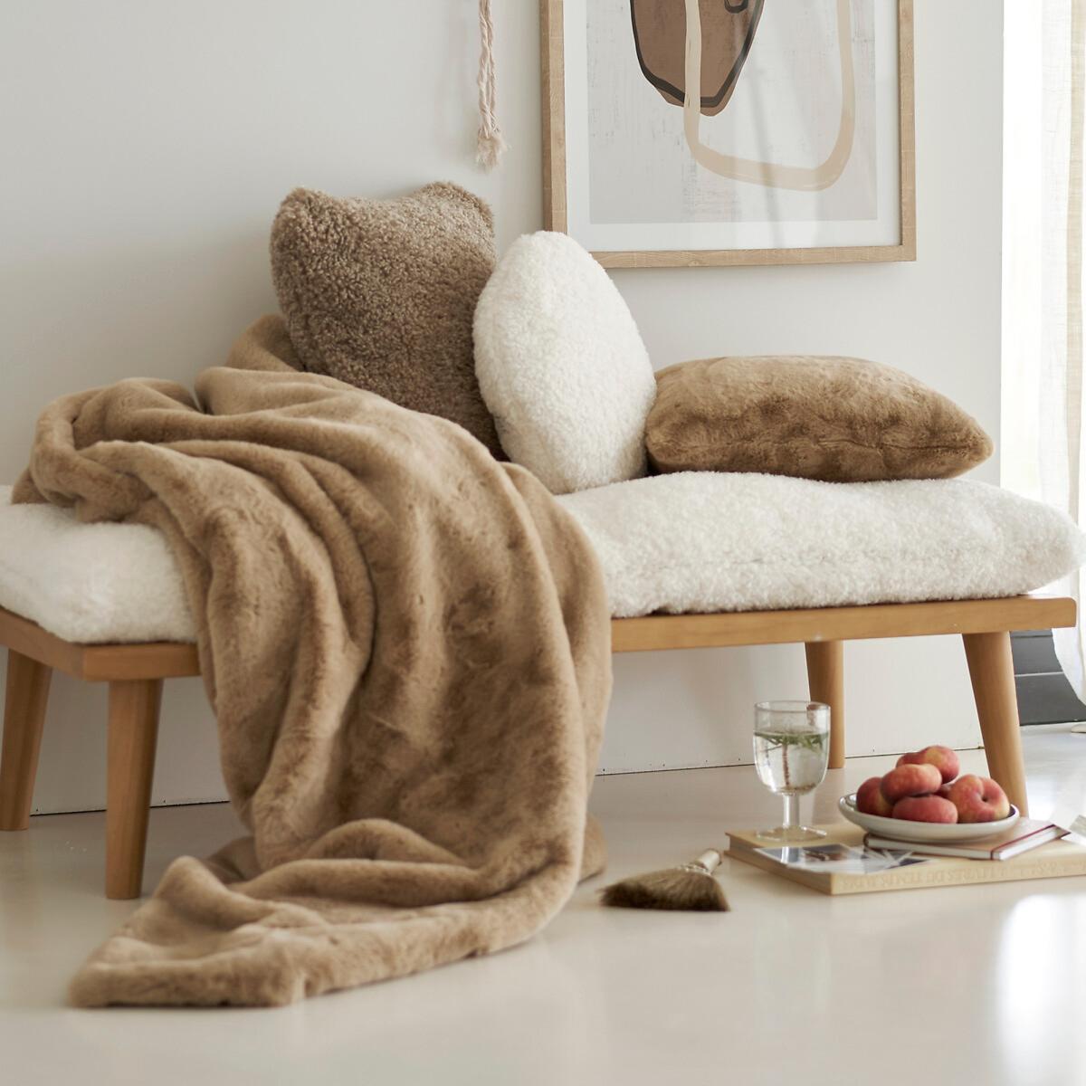 Colton Faux Fur Cushion Cover – image 4