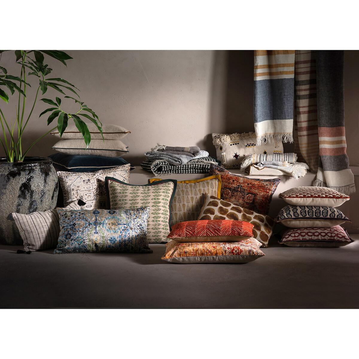 Gana Linen / Cotton Cushion Cover – image 4