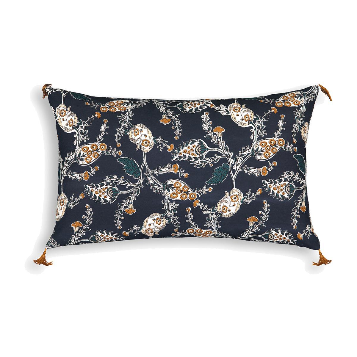 Teodora Rectangular Cushion Cover – image 1