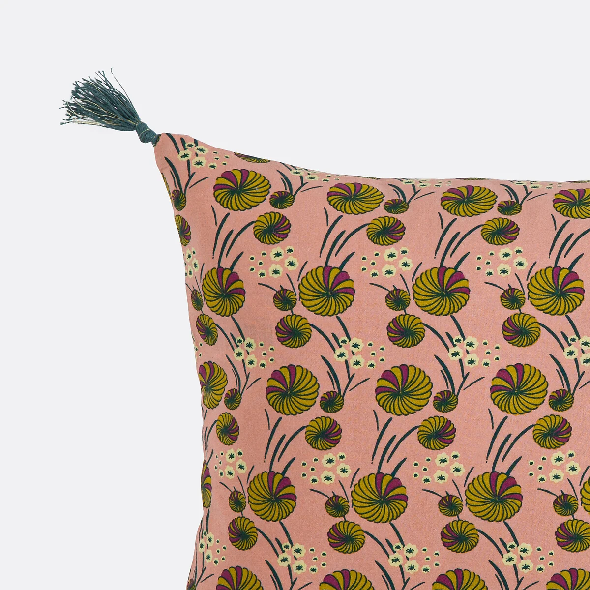 Yasuo Rectangular Cushion Cover in Floral Print Cotton – image 3