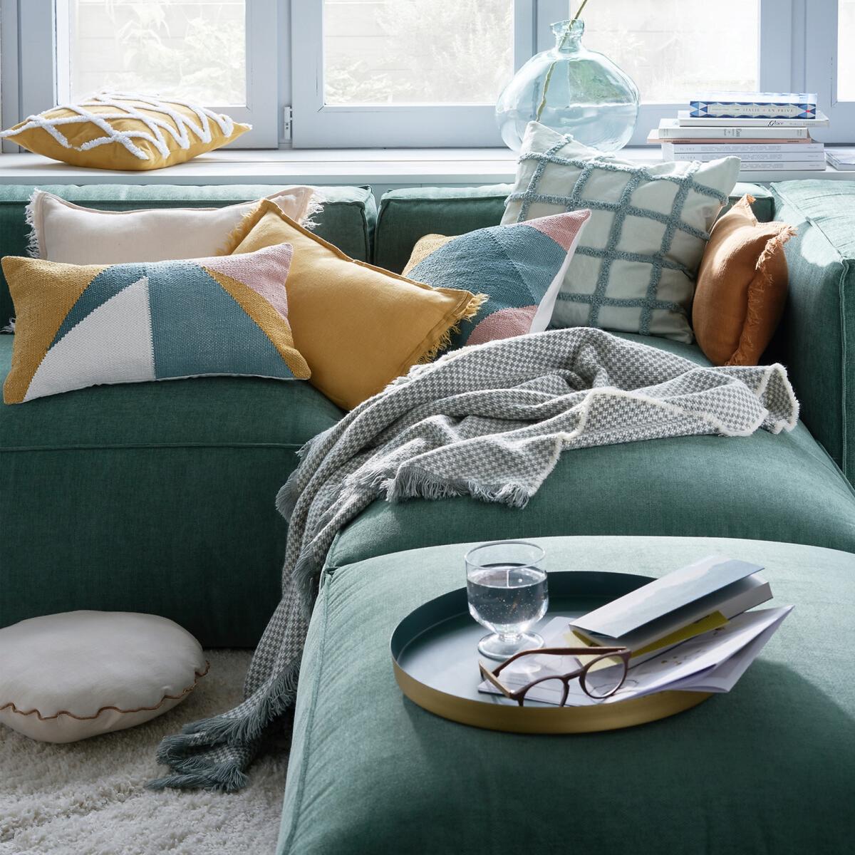Scanie Graphic Square 40 x 40cm Cotton Cushion Cover – image 4