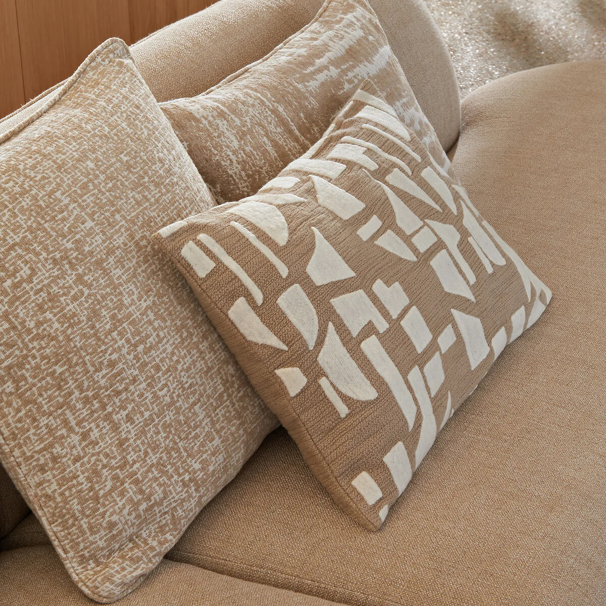Agostina Jacquard Cushion Cover – image 2
