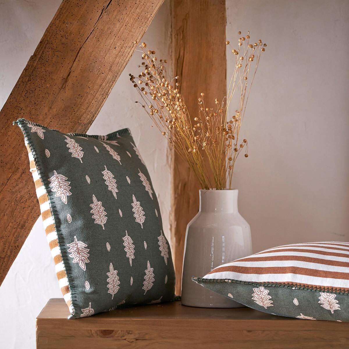 Dario Striped Foliage 40 x 40cm Square Cotton Cushion Cover – image 4