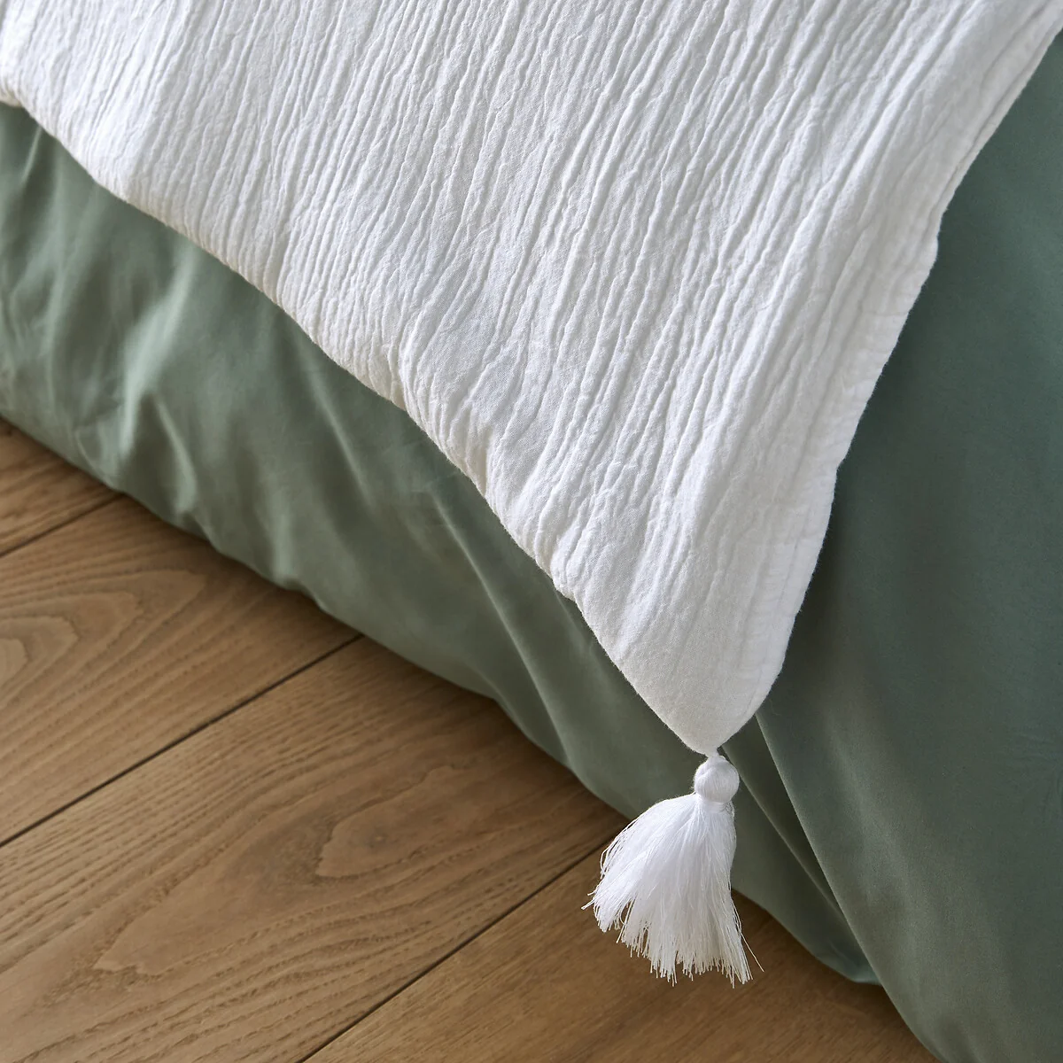 Kulma Quilted Cushion Cover in Cotton Muslin – image 3