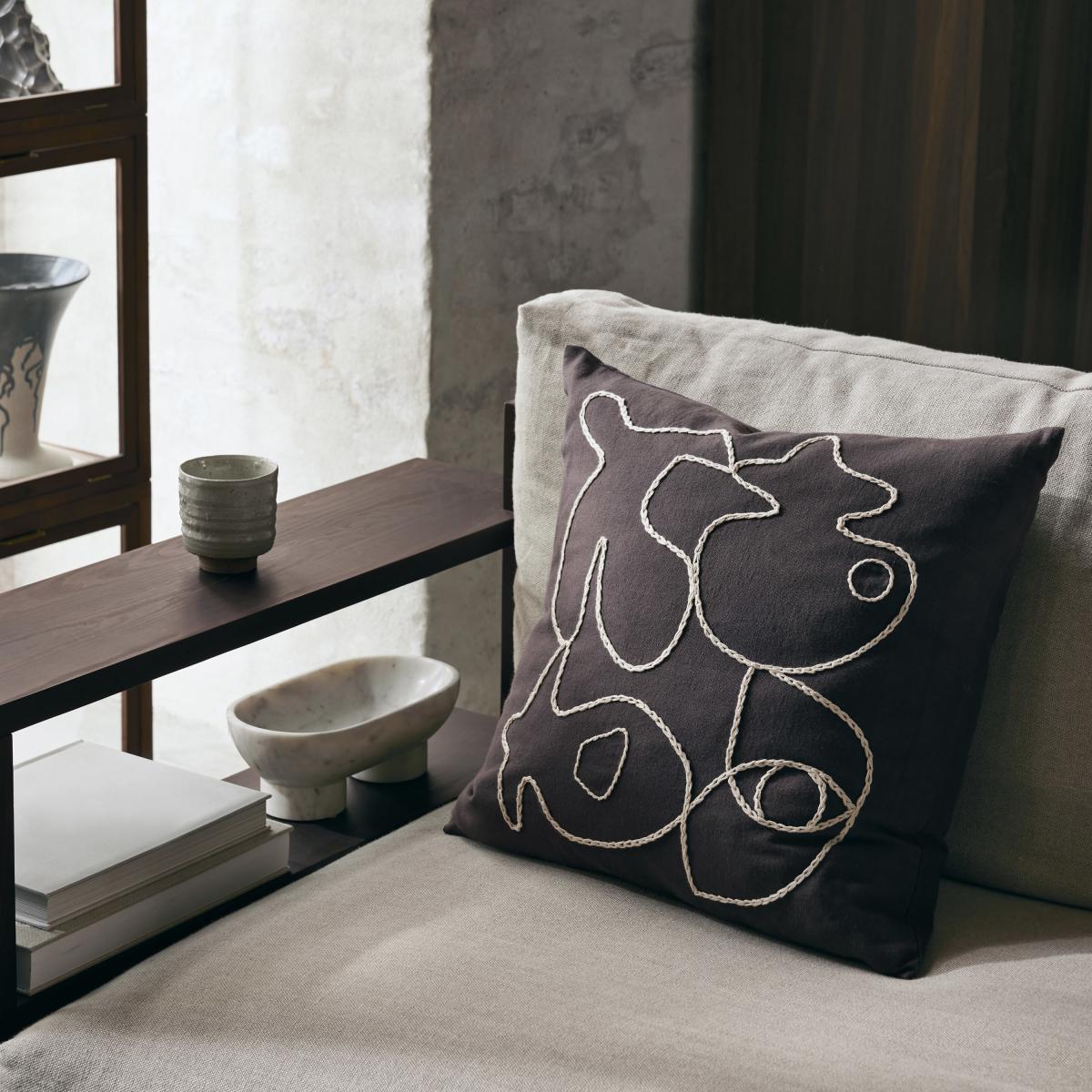 Cushion cover Figure textile / 50 x 50 cm - Hand-embroidered pattern - Ferm Living – image 2