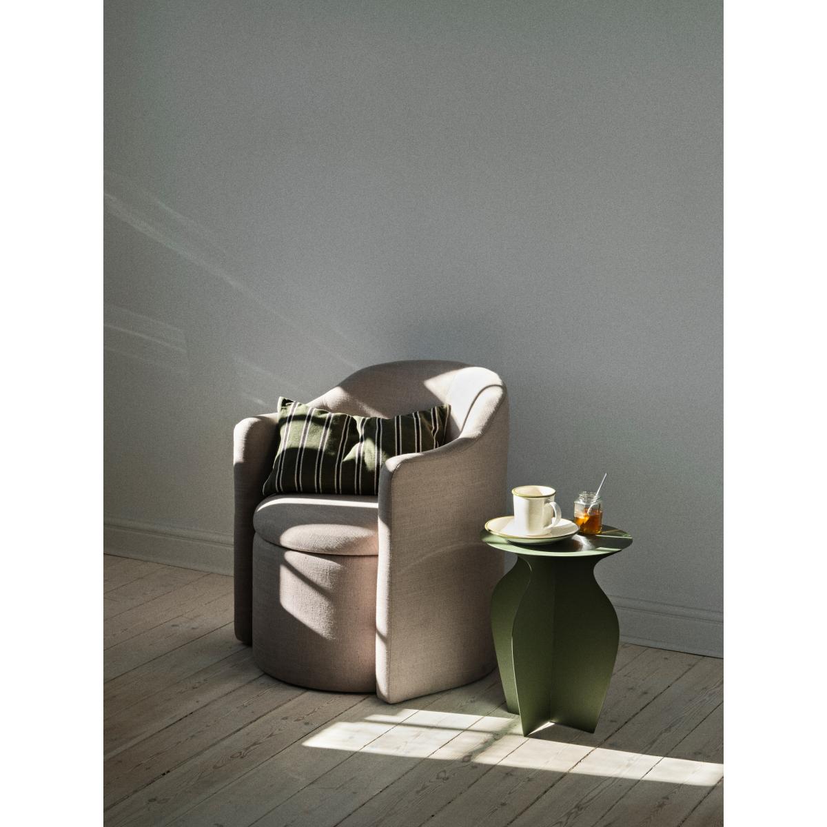 Broste Copenhagen Dagmar cushion cover 30x50 cm Grape leaf green – image 2