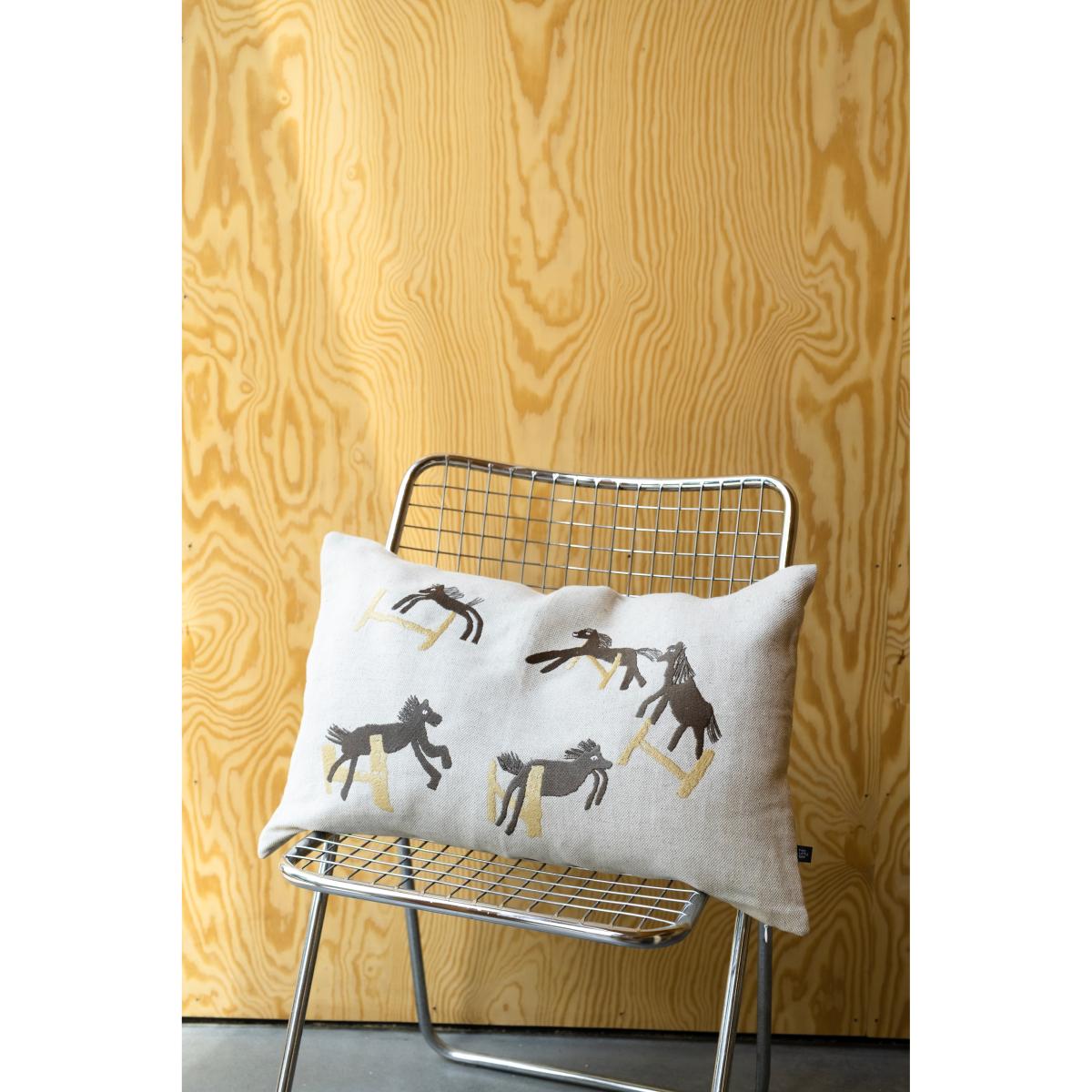 Fine Little Day Jumping horse cushion cover 38x58 cm Natural – image 2