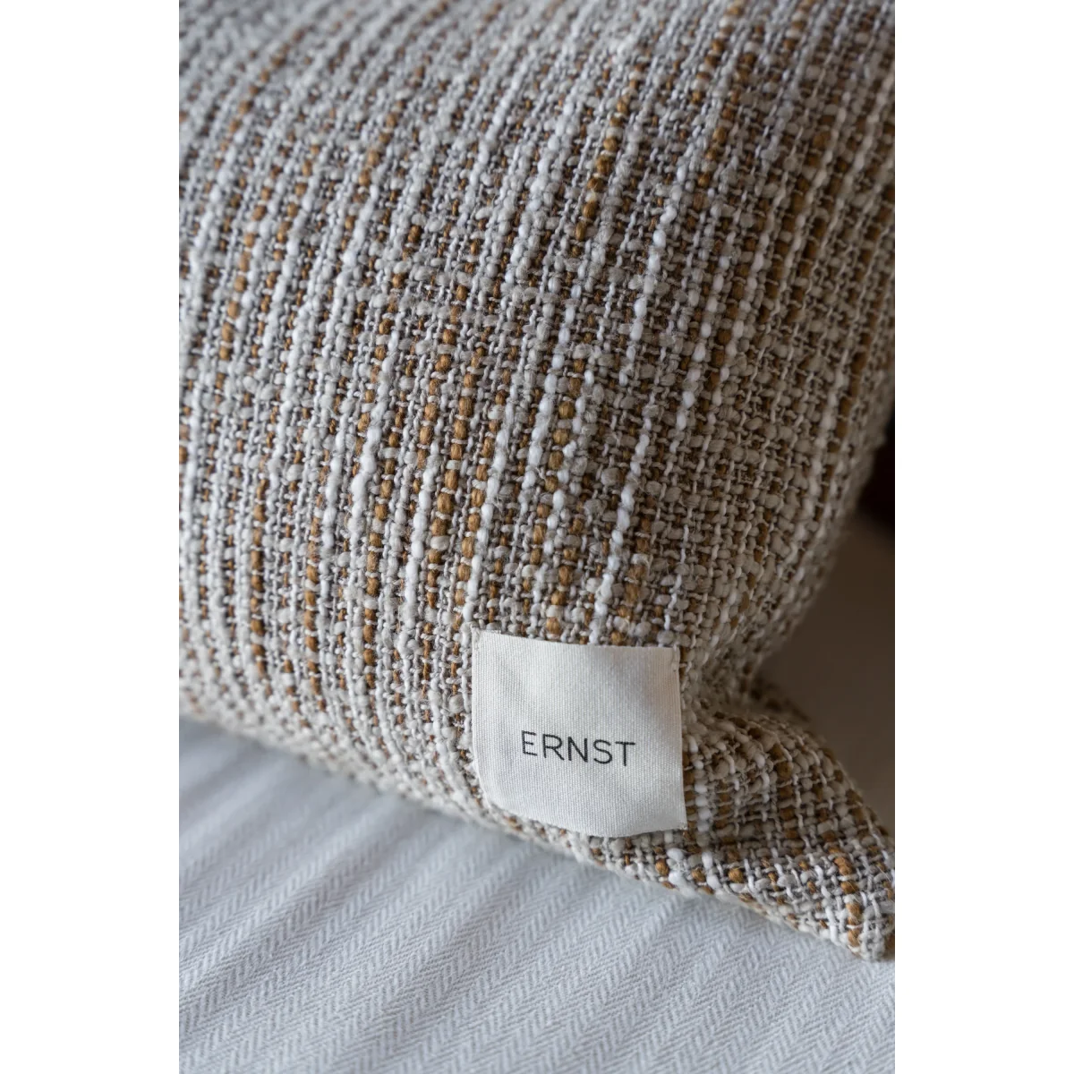 ERNST Ernst cushion cover Caramel-beige 30x70 cm – image 3
