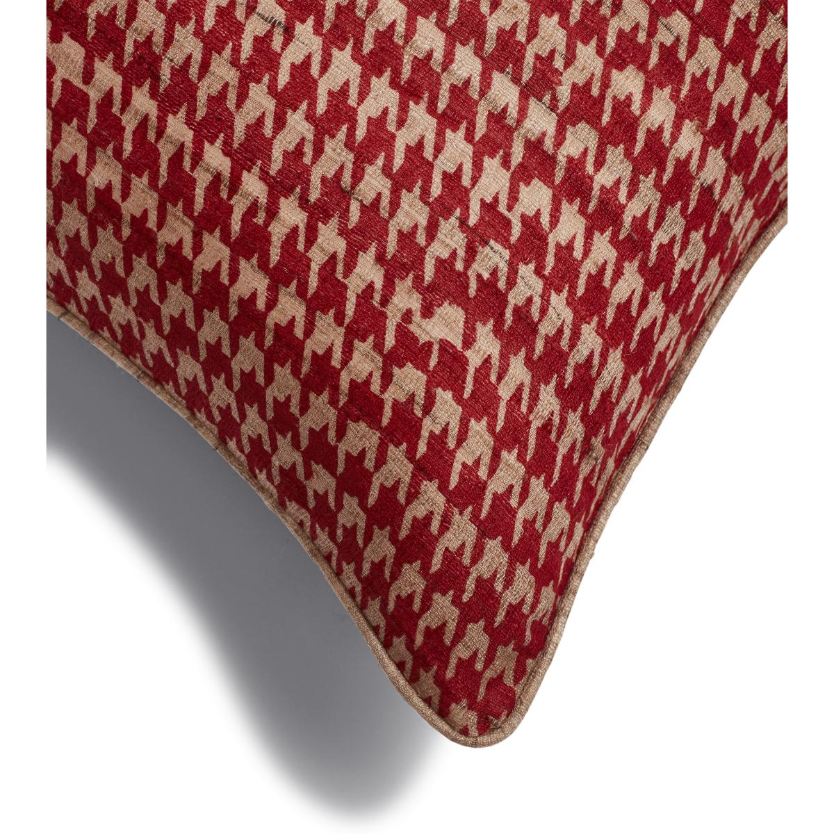 Grassetto Houndstooth Cushion Cover - Red – image 4