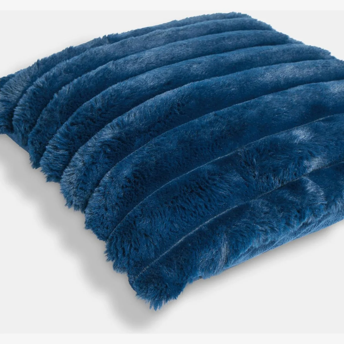 OHS Jumbo Faux Fur Rib Cushion Covers - Navy / Machine Washable at 30°C – image 1