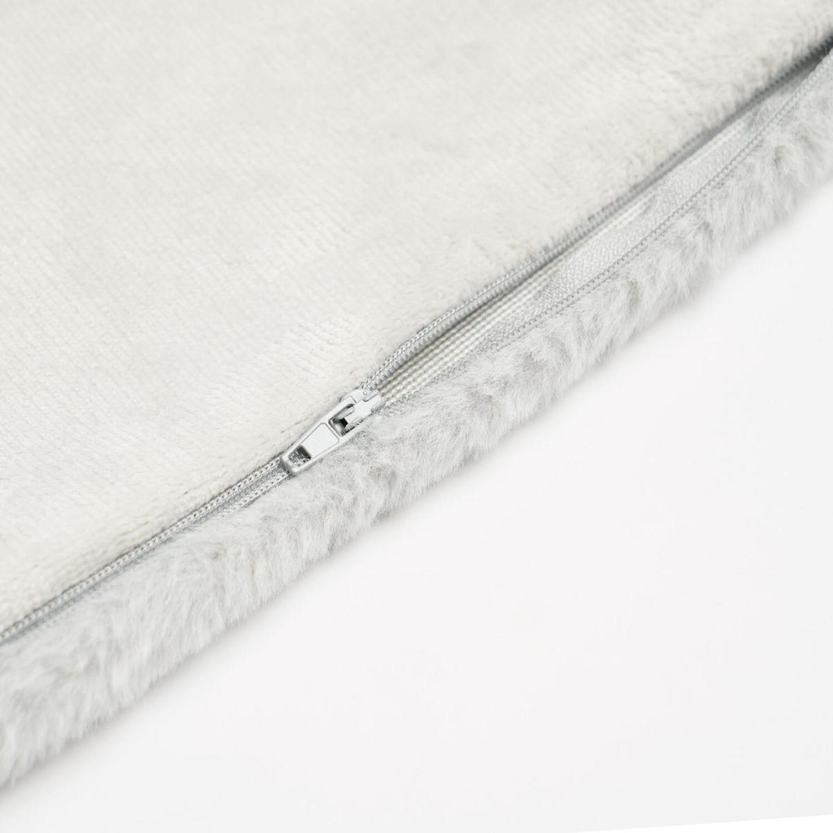 Sienna Plush Faux Fur Pack of Cushion Covers Soft Fleece, 18" x 18" - Silver / 2 – image 3