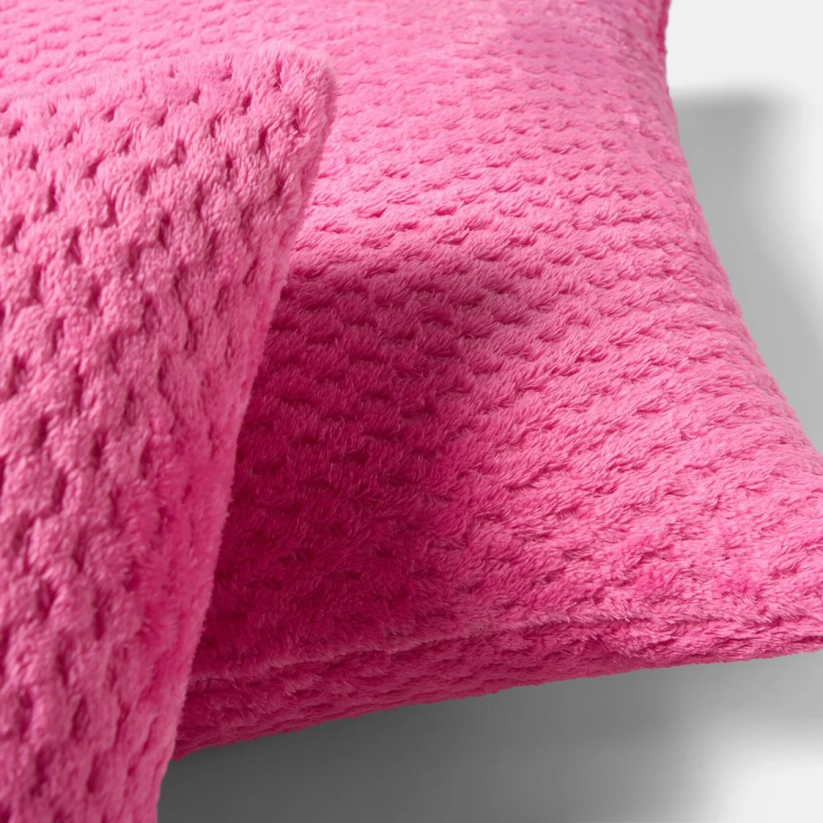OHS Waffle Fleece Cushion Covers - Hot Pink / Machine washable at 40°C. Tumble dry friendly. Do not bleach or iron. – image 5