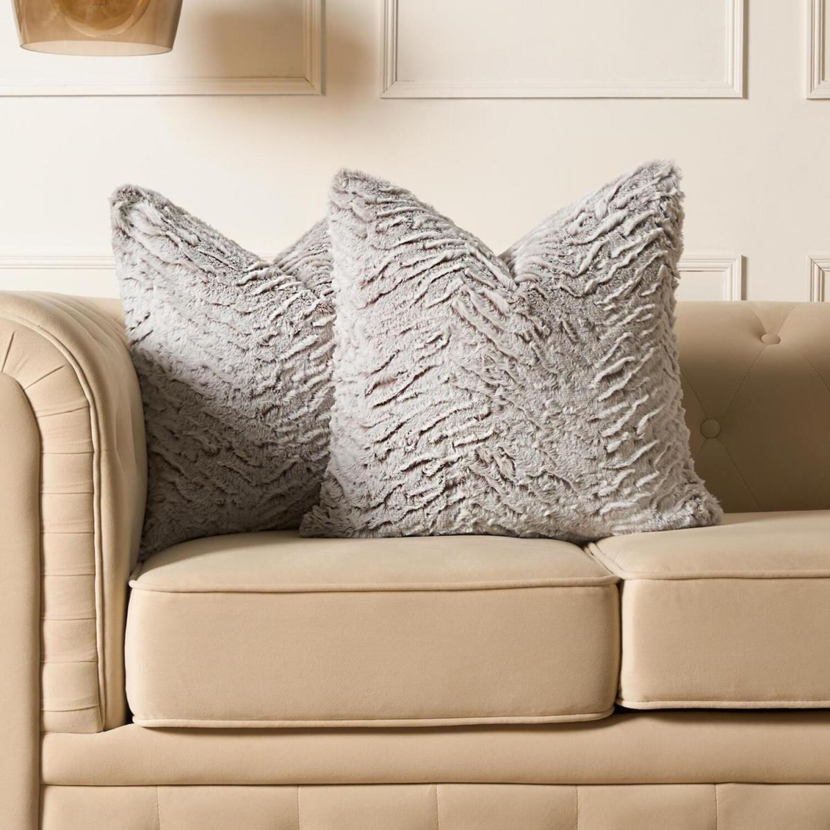 Pack Of Faux Fur Two Tone Cushion Covers - Natural / 4