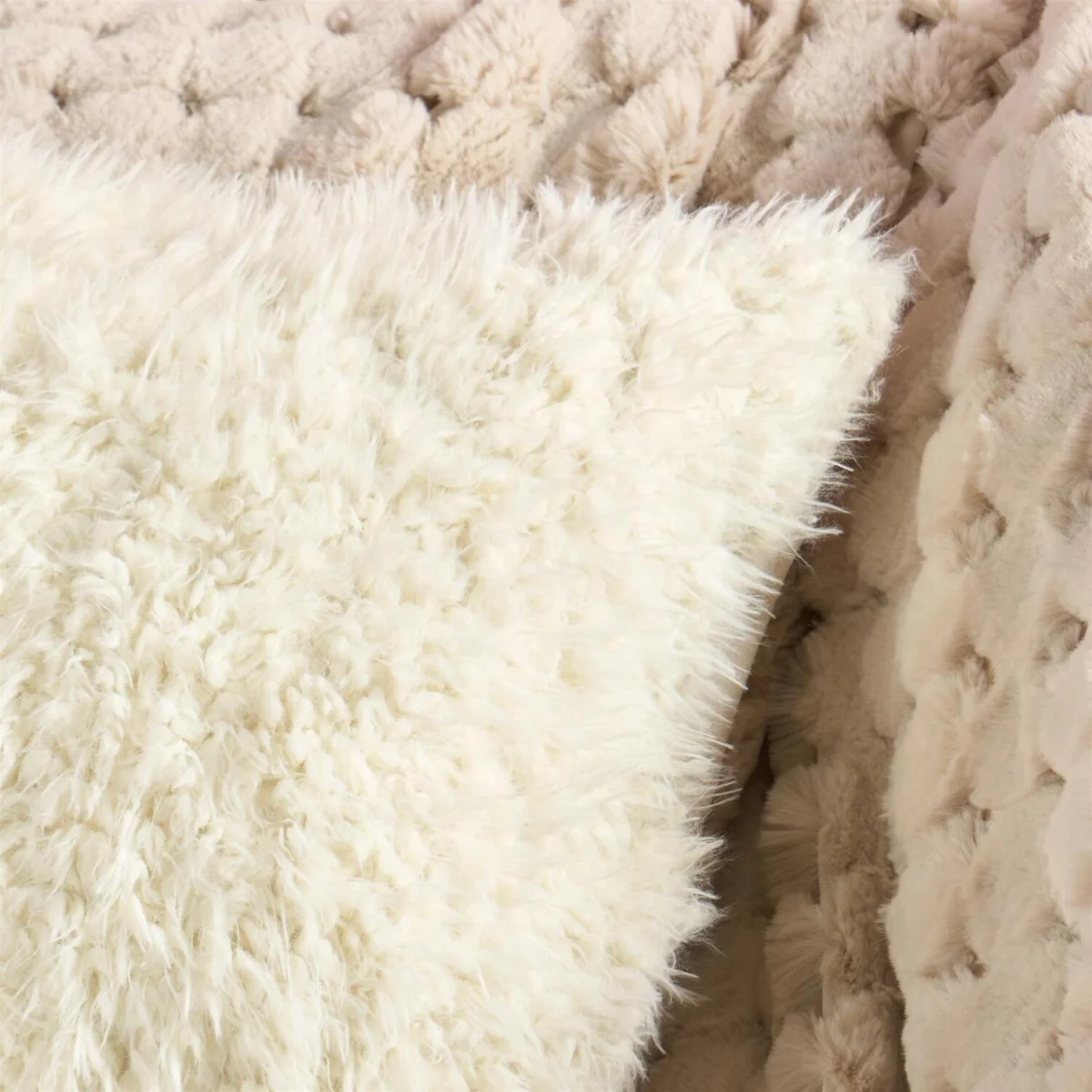OHS Sofia Faux Fur Cushion Covers - Cream – image 3