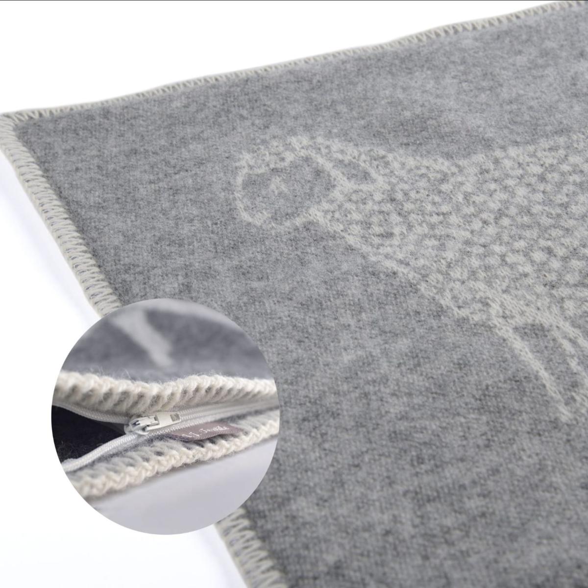 Grey Pure Wool Plain Throw And Sheep Cushion Cover Set J. j.textile – image 6