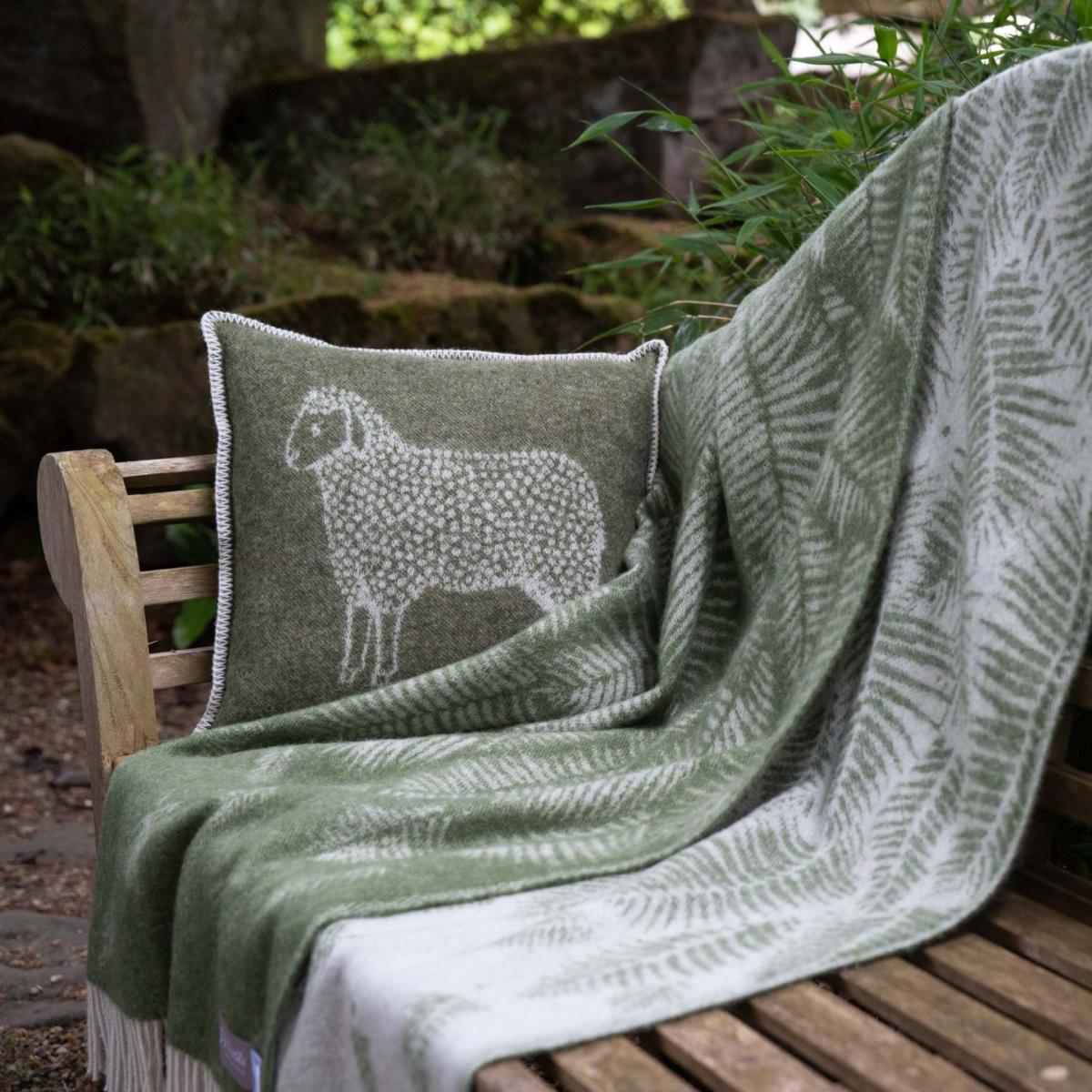 Green / White Mossy Green Dot Sheep Cushion Cover J. j.textile – image 2