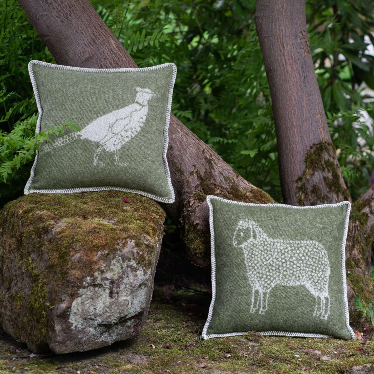 Green / White Mossy Green Dot Sheep Cushion Cover J. j.textile – image 6