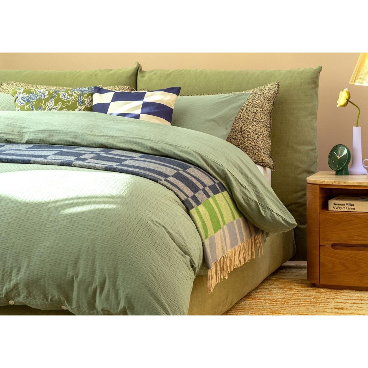 Heal's Seersucker Sage Green Bed Linen Set Super King – image 2
