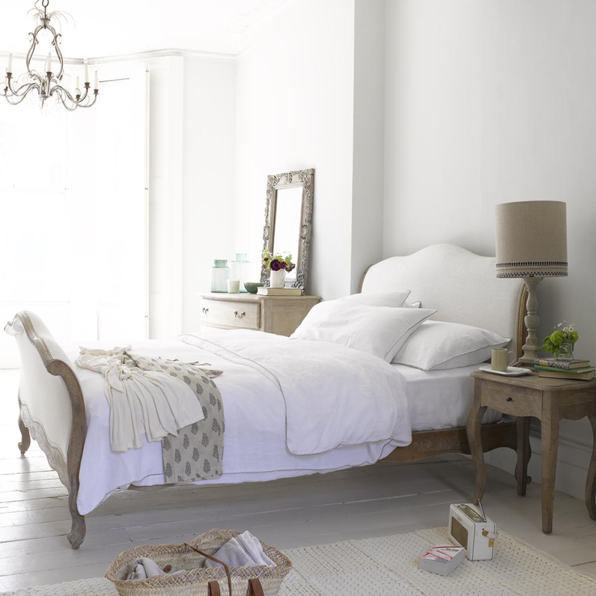 Antoinette Bed – image 8