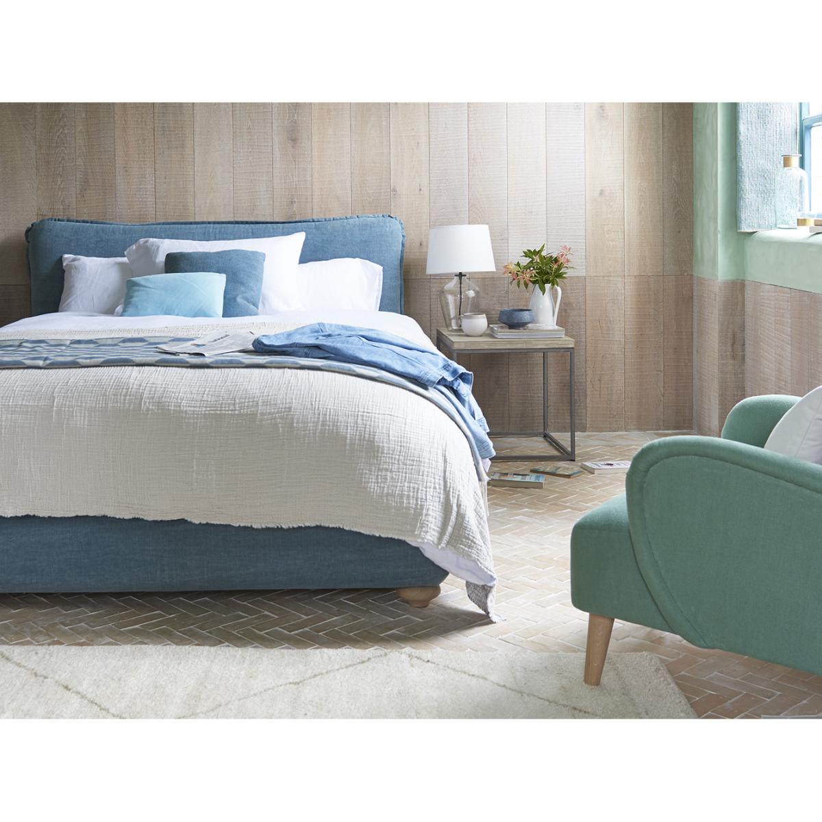Pillow Talker Bed – image 8