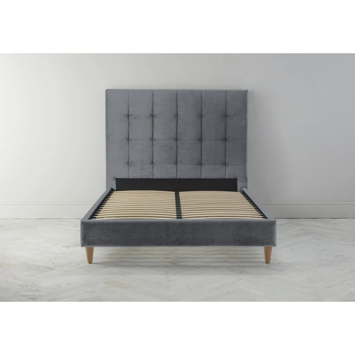 Hopper 6' Super King Bed Frame in Silver Spoon – image 1