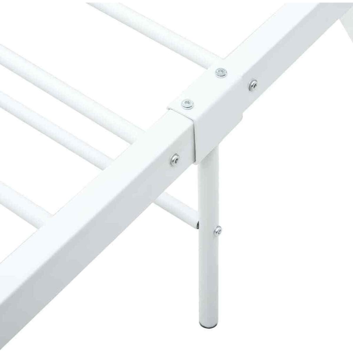 6 FT Super King Metal Bed - White – image 2