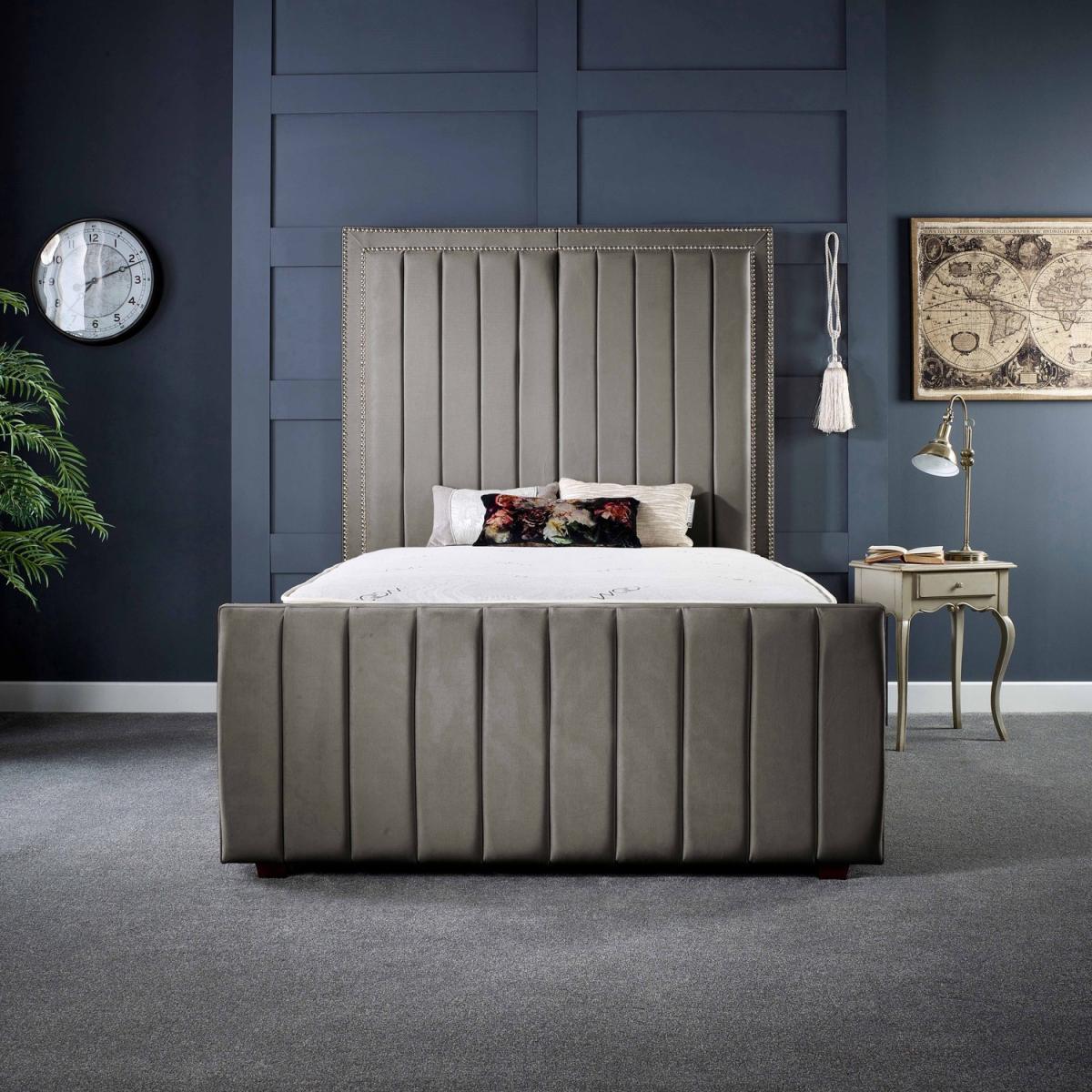 Lucinda Panel Luxury Velvet Upholstered Bed Frame - Blue / 155.7kg / 191cm / Superking – image 8