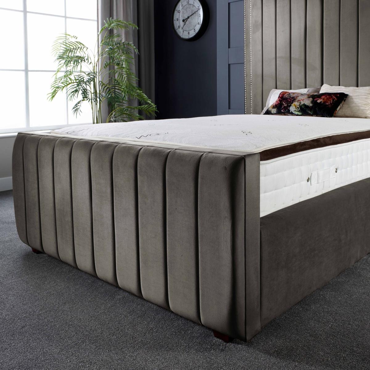 Lucinda Panel Luxury Velvet Upholstered Bed Frame - Blue / 155.7kg / 191cm / Superking – image 9