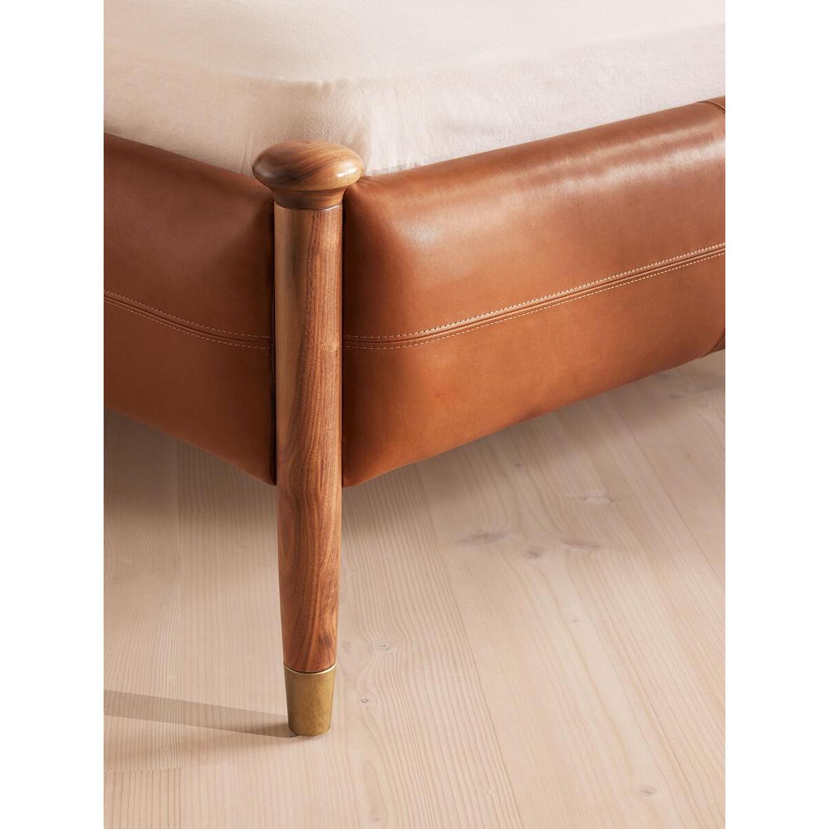 Paolo Bed, Sycamore Leather, Emperor – image 7