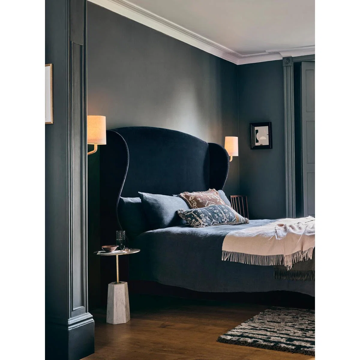Rivas Bed, Super King, Velvet Navy