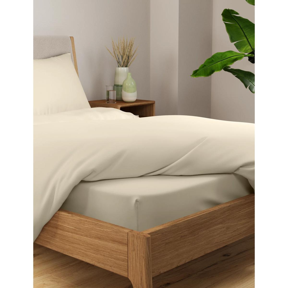 M&S Bamboo Blend Fitted Sheet - DBL - Cream, Cream – image 2