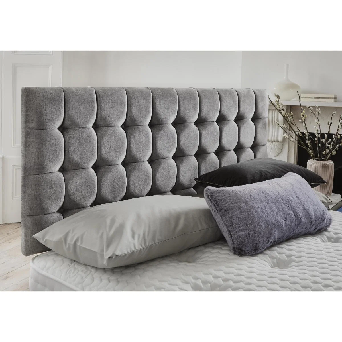 Highgrove - Dice Strutted Headboard - Single – image 1