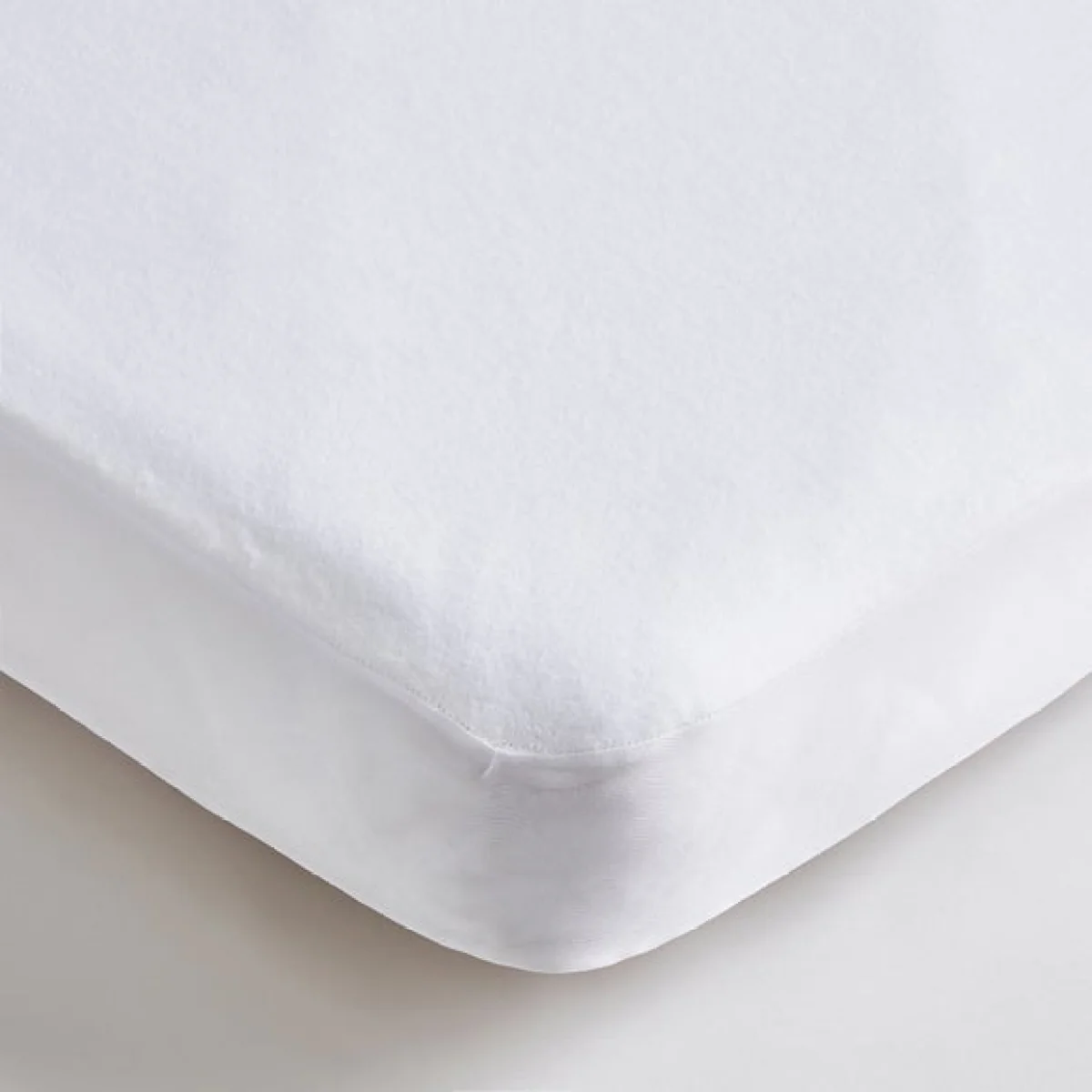 Fogarty Little Sleepers Waterproof Cotton Mattress Protector – image 2