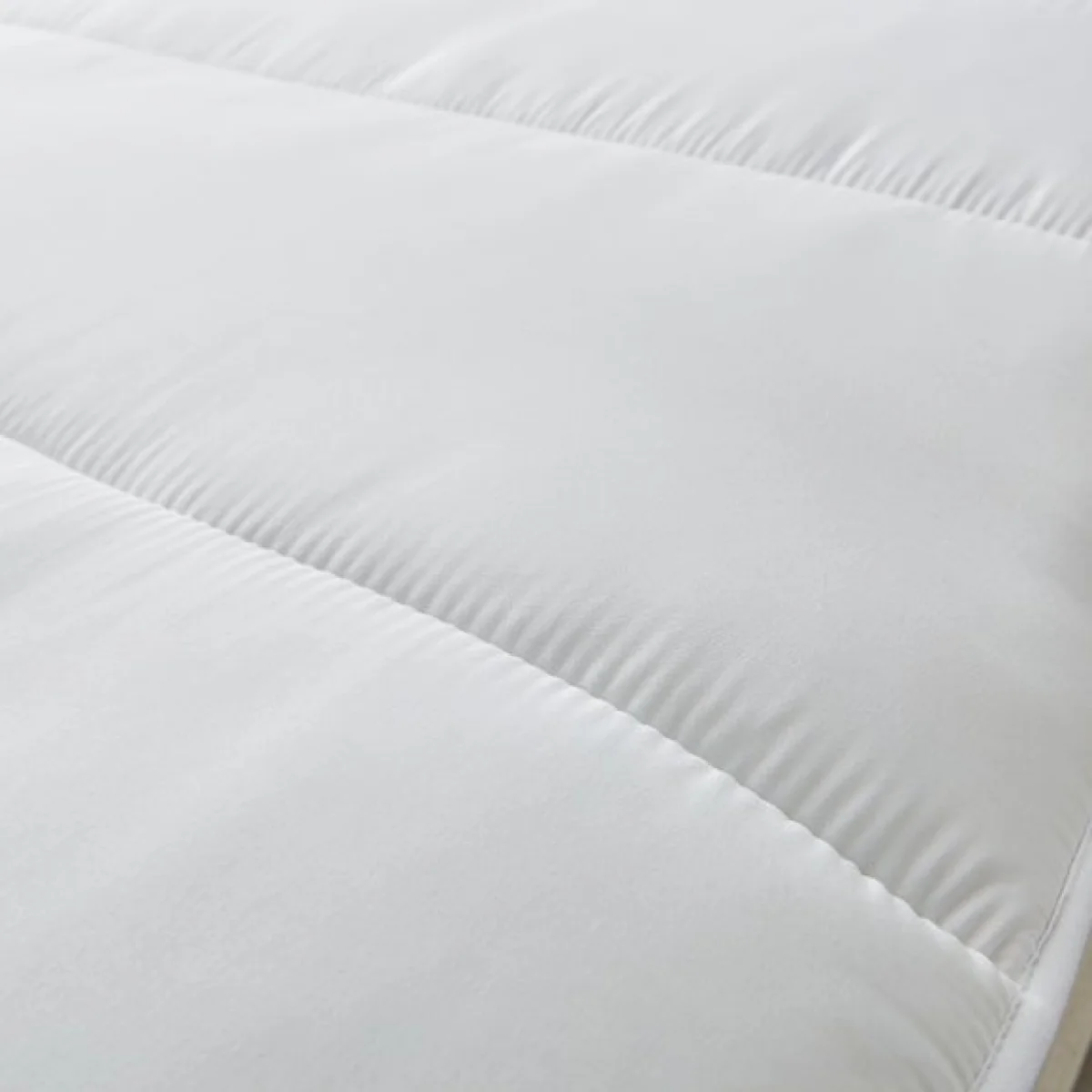 Fogarty Perfectly Washable Mattress Topper White – image 3